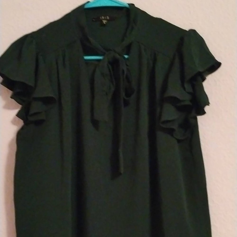 Cute Green crepe ruffle shoulder blouse